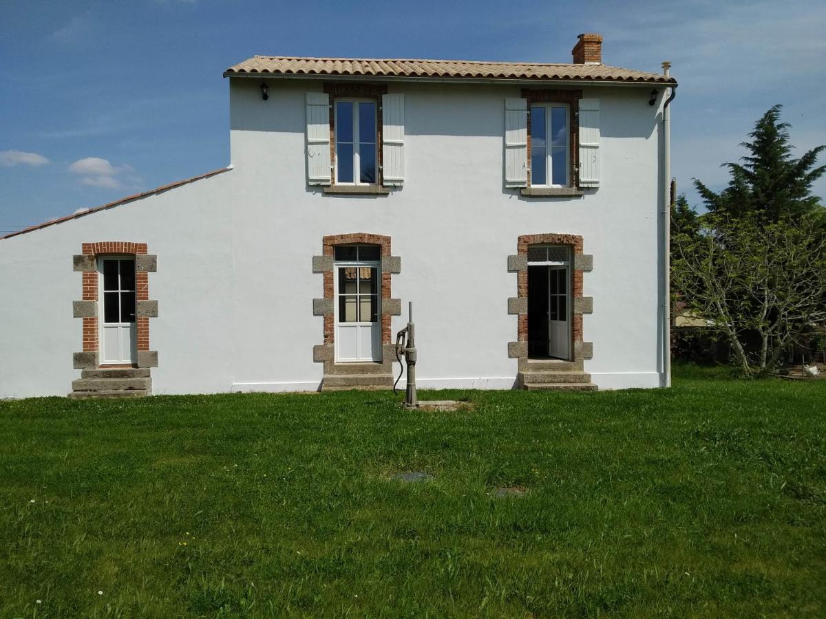 Gîte de la Percoterie Le Champ-Saint-Pere Extérieur photo